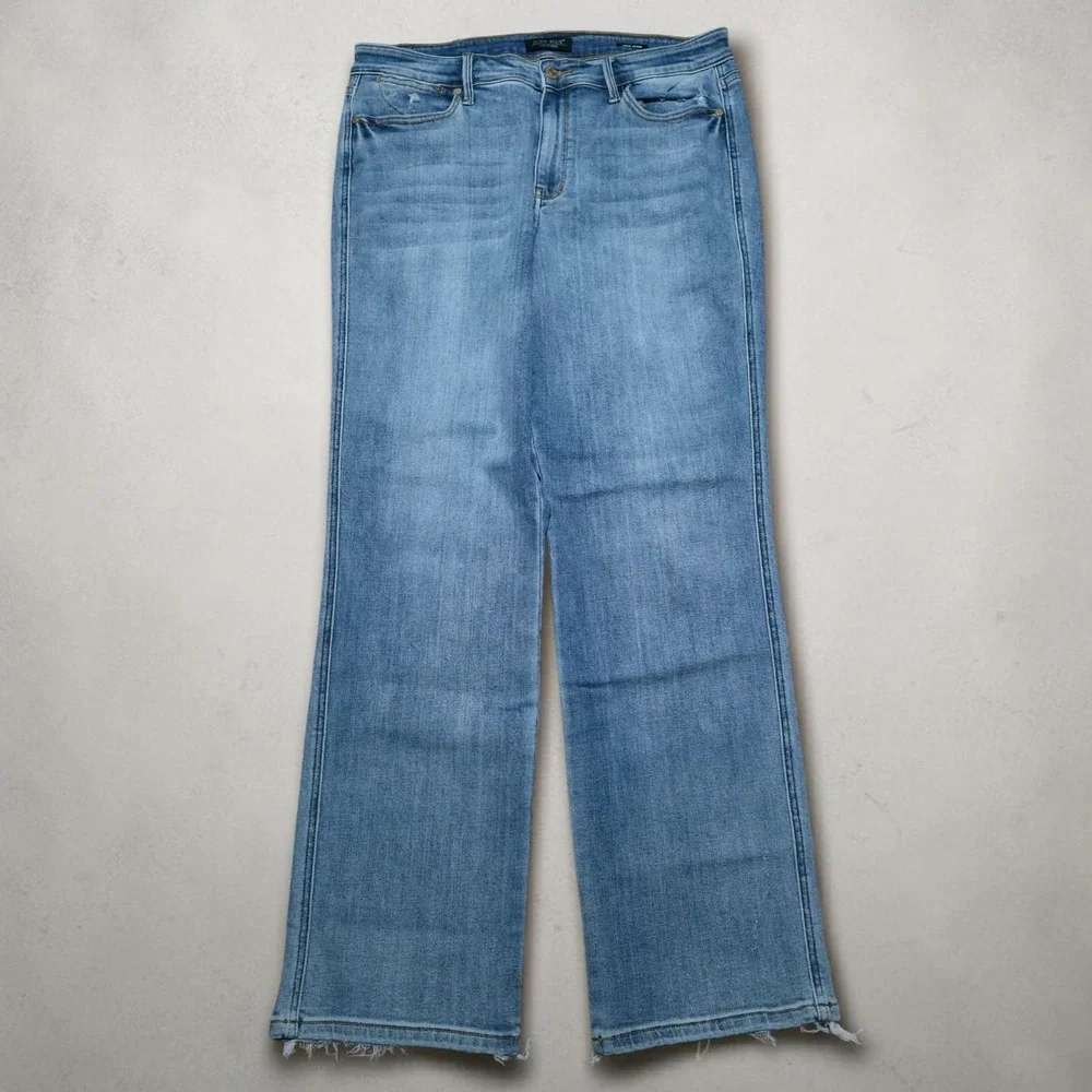 Judy Blue Dad Jeans Womens 15 / 32 Light Wash Size 34‎ / 30 Stretch Pants
